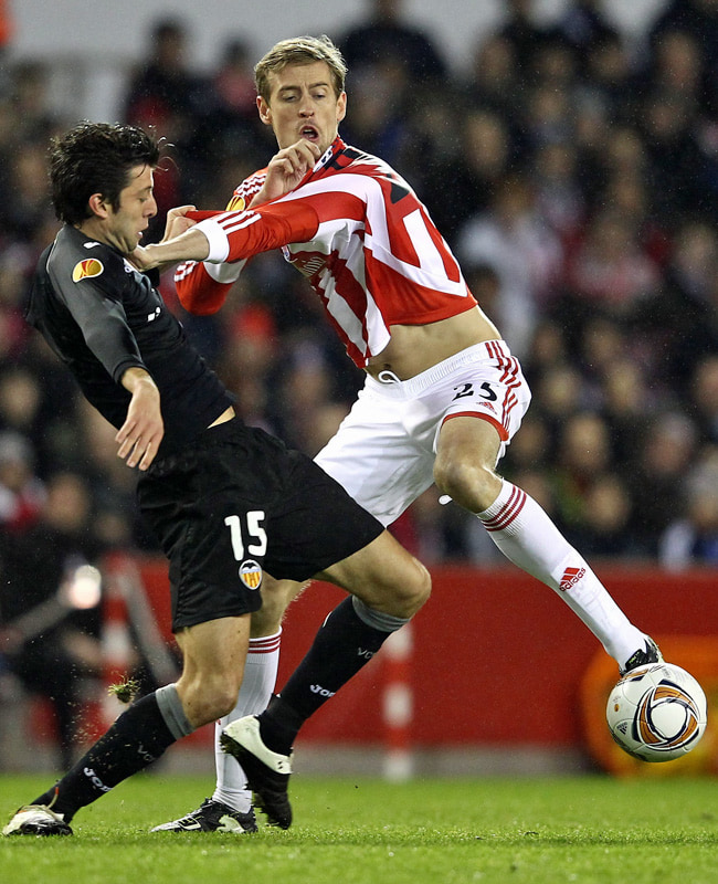 Angel Dealbert, Peter Crouch (v.li.)