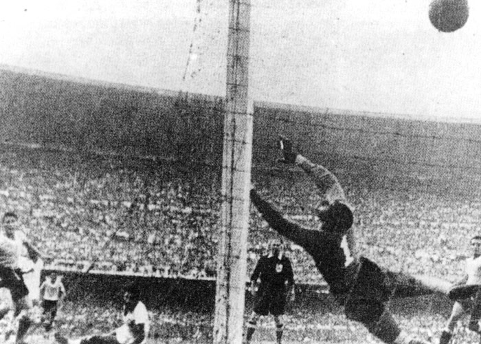 &quot;El Maracanazo&quot;, so wird Juan Alberto Schiaffino in Anspielung an den Ort seines gr&#246;&#223;ten Triumphes gerufen. Im Maracana-Stadion brachte er Uruguay 1950 mit seinem fulminanten 1:1 auf die Siegerstra&#223;e.