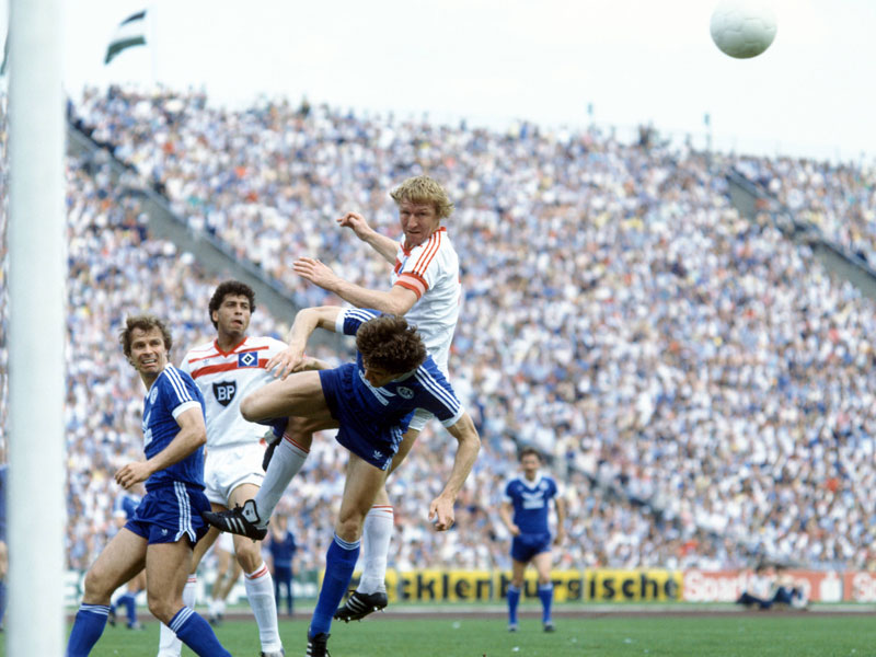 1982: Horst Hrubesch (Hamburger SV) - 27 Tore