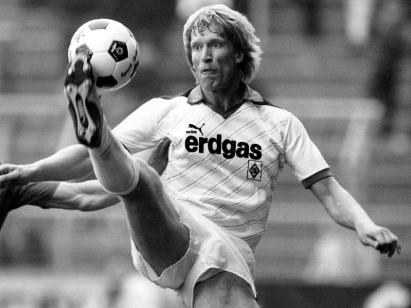 1987: Uwe Rahn (Borussia M&#246;nchengladbach) - 24 Tore