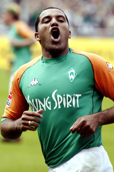 2004: Ailton (Werder Bremen) - 28 Tore