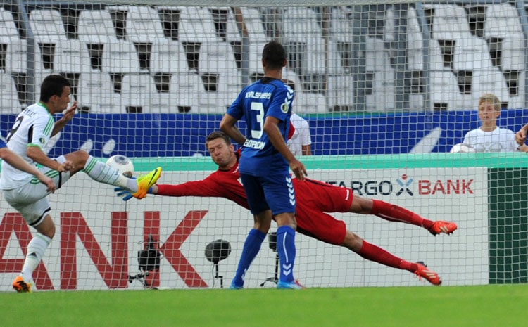 Perisic stand hier goldrichtig und staubte zur F&#252;hrung ab.