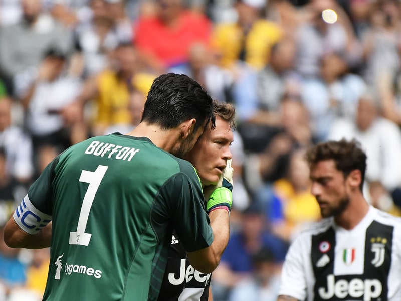 Gianluigi Buffon und Stephan Lichtsteiner