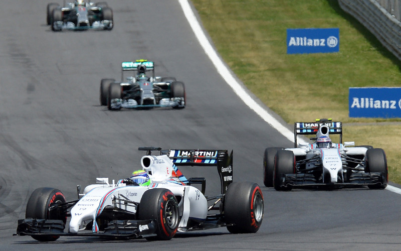 Die beiden Williams mit Massa und Bottas best&#228;tigten die guten Trainingsergebnisse. Lediglich die beiden &#252;berlegenen Mercedes konnten sie nicht halten.