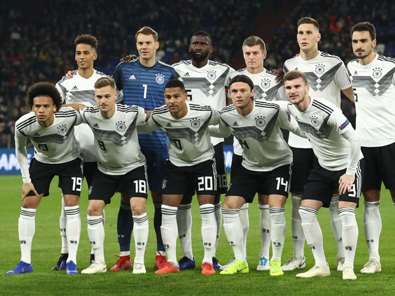 Die deutsche Nationalelf vor dem Spiel gegen die Niederlande