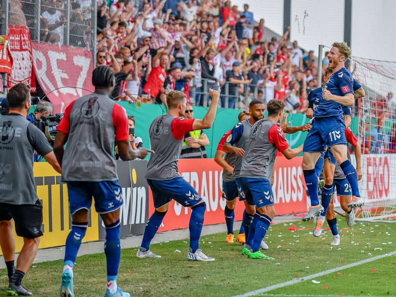 Liveticker | Jahn Regensburg - 1. FC Köln 4:3 | 1. Runde | DFB-Pokal ...