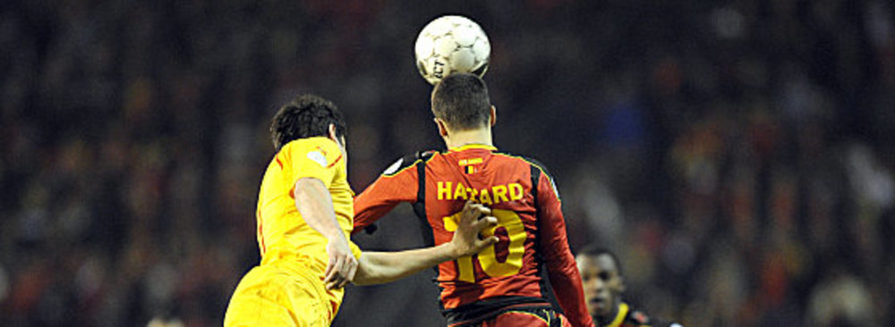 Belgiens Hazard (re.) erzielte gegen Mazedonien das Siegtor.