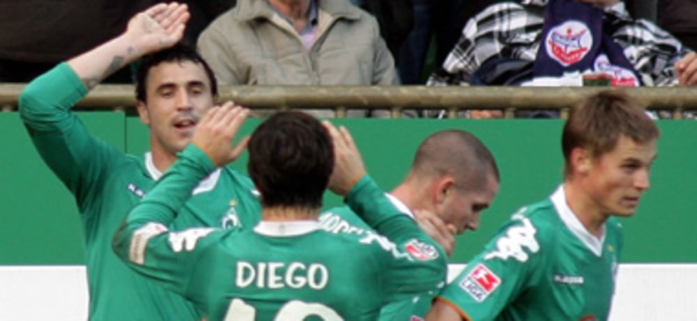 Werders Spieler um den Brasilianer Diego.