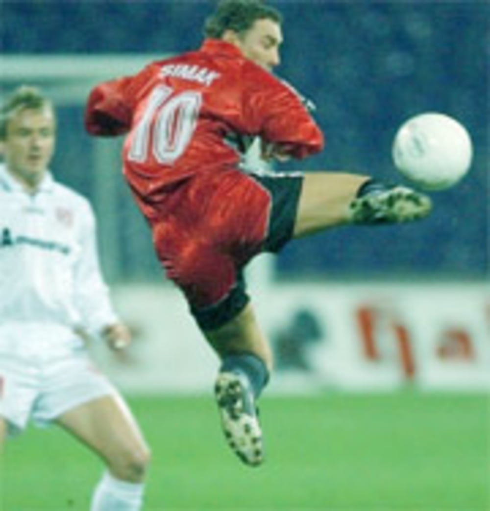 Jan Simak Plötzlich ist Bayer vorn Bundesliga kicker