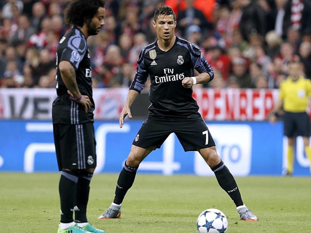 Wie Groß Ist Cristiano Ronaldo Wie Groß Ist Cristiano Ronaldo