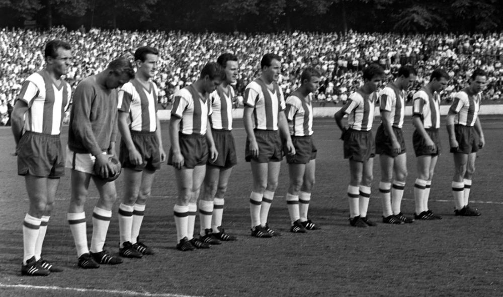 1 FC Saarbrücken Mannschaftskarte 1963-64 