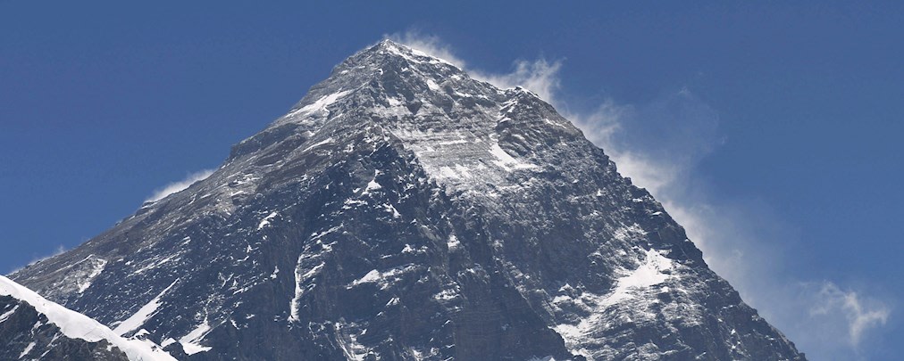 "Trennungslinie": Umstrittene Maßnahme am Everest-Gipfel