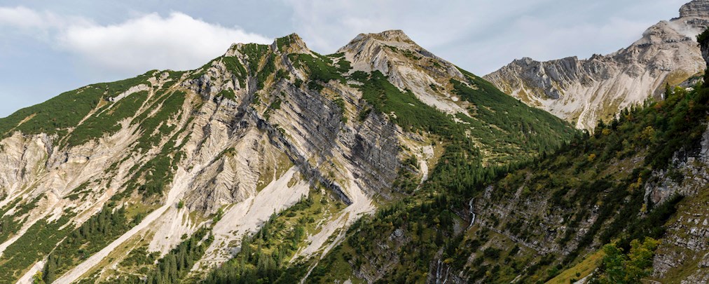 Bergunfälle in den Bayerischen Alpen: Junge Frau stirbt im Karwendel