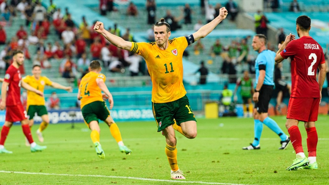 Traumvorlagen und kapitaler Fehlschuss: Bales Wellenbad der Gefühle | UEFA EURO 2020 ...