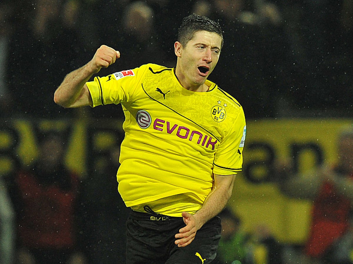 spielanalyse 6 1 lewandowski schiesst den vfb ab borussia dortmund vfb stuttgart 6 1 11 spieltag bundesliga 2013 14 kicker