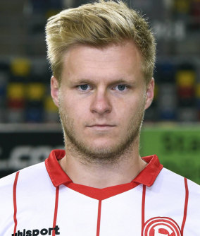 Fur Zwei Millionen Euro Vfb Verpflichtet Zimmer Bundesliga Kicker