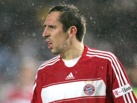 Bleibt im Trockenen: Bayerns Franck Ribery muss wegen einer Muskelverh&#228;rtung passen.