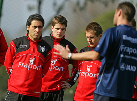 Mehdi Mahdavikia (li.), Eintracht Frankfurt