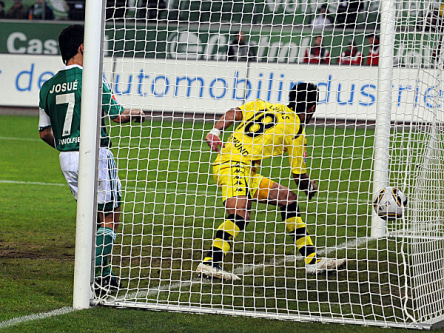 Barrios beim 2:0 f&#252;r Dortmund