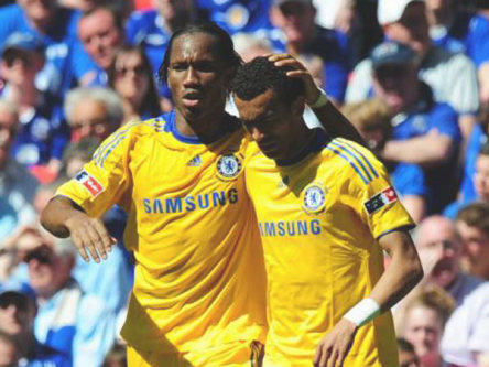 Didier Drogba (li.) und Jose Bosingwa (Chelsea)