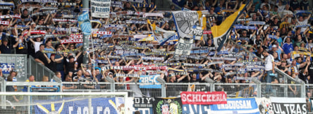 An der nötigen Unterstützung sollte es für den FCC nicht scheitern: Viele Jena-Anhänger reisten mit nach Wiesbaden.