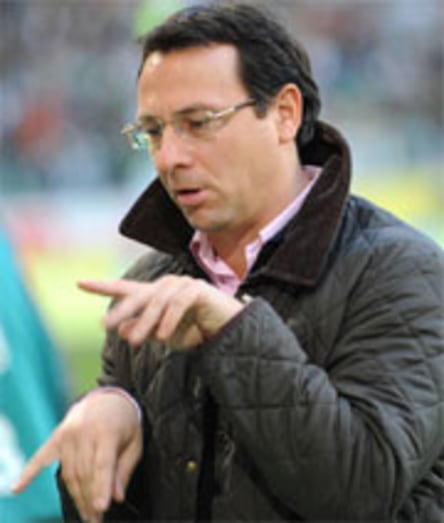 Fußball, Bundesliga: FCN-Manager Martin Bader