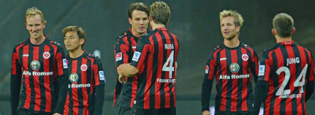 Siegtorschütze gegen Hertha: Der Frankfurter Meier (Mi.).