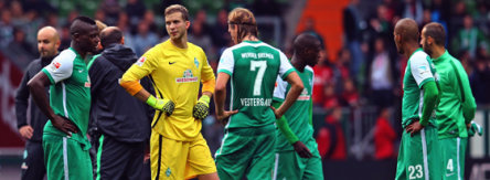 Ratlose Gesichter bei Werder Bremen nach dem Spiel gegen Leverkusen.