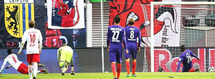 Schuss ins Glück: Leipzigs Naby Keita (li.) trifft zum 1:0.