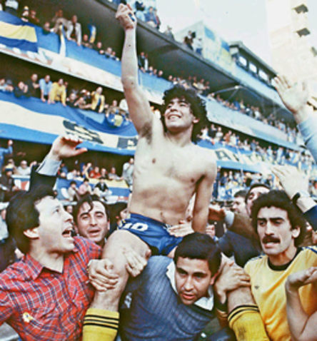 Vereinslegende: Boca-Fans feiern Diego Maradona.