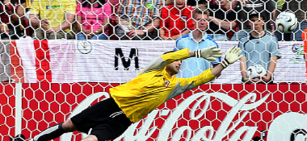 Cech streckt sich vergebens