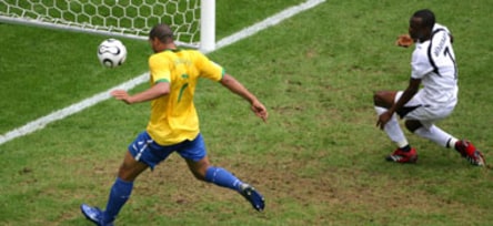 2:0 durch Adriano