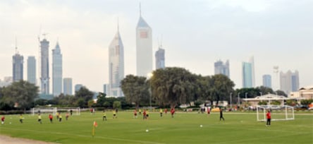 Ende der Wärme: Vom warmen Dubai kommend geht es für den FC Bayern nun an der eisigen Säbener Straße weiter.