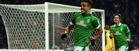 Doppelt Grund zur Freude: Bremens Doppelpacker di Santo.