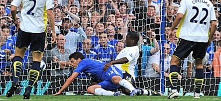 Fußball, Premier League: Michael Ballack (FC Chelsea) trifft zum 2:0 gegen Tottenham Hotspur