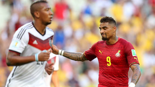 "Es geht nicht immer um mich": Kevin-Prince Boateng (vorne Bruder Jerome) sah gegen Deutschland kein Land.