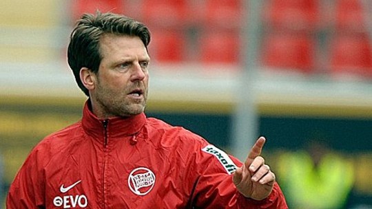 Schätzt die aktuelle Tabellenlage realistisch ein: Offenbachs Trainer Rico Schmitt.