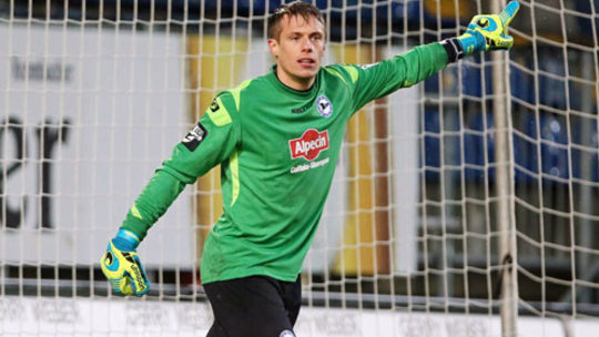 Soll weiterhin das Tor von Arminia Bielefeld hüten: Keeper Alexander Schwolow.