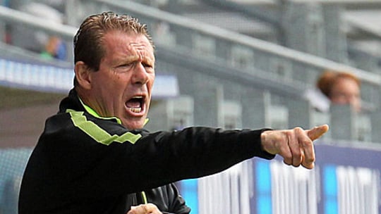 Zeigt sein Team gegen die Stuttgarter Kickers die richtige Reaktion? Wehen Wiesbadens Coach Sven Demandt.