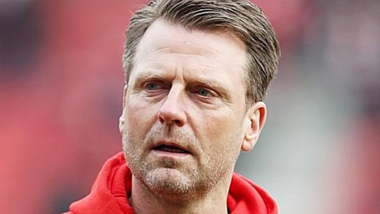 Gastiert mit dem Halleschen FC am kommenden Wochenende in Wiesbaden: Cheftrainer Rico Schmitt.