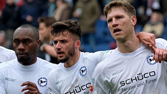 Augenmerk auf die Liga: Reinhold Yabo, der in Frankfurt gesperrte Keanu Staude und Torjäger Fabian Klos (v.li.). 