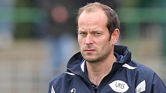 Verletzungsprobleme: VfB-Trainer Andreas Boll hat gleich zu Beginn des Jahres Sorgenfalten auf der Stirn.
