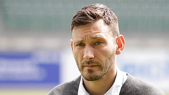 Will perspektivisch über die Regionalliga hinaus: Schilksee-Trainer Stefan Lau.