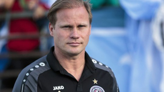 Kassierte mit dem BFC eine bittere 1:2-Pleite gegen Meuselwitz: Cheftrainer René Rydlewicz.
