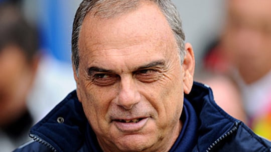 Bindet sich bis Anfang 2017 an Ghana: Avram Grant. 