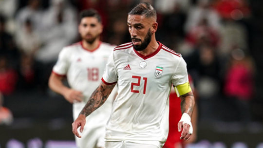 Der Kapitän übernimmt Verantwortung: Ashkan Dejagah (Iran).