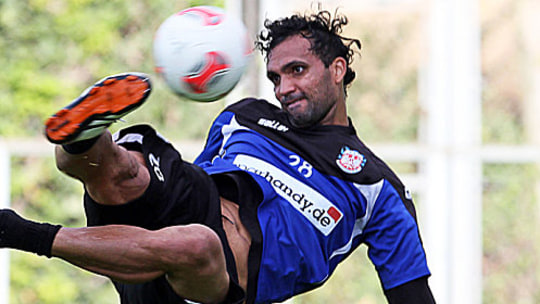 Wochenlange Pause: FSV Frankfurts Innenverteidiger Gledson wird am Meniskus operiert.