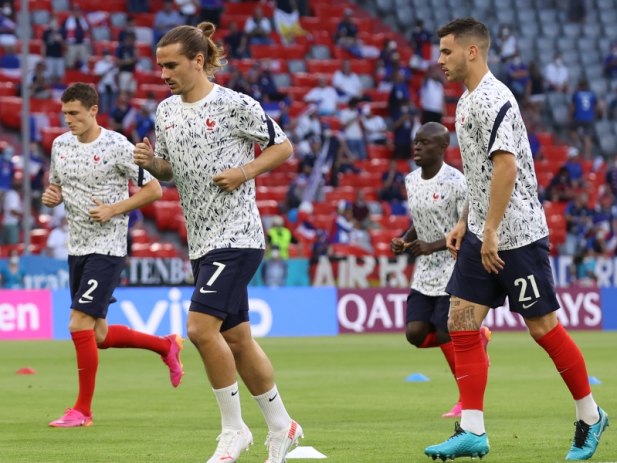 EM 2020 » Gruppe E » Dienstag, 15. Juni 2021 21:00 Uhr » Frankreich - Deutschland 1:0 (1:0) Http%3A%2F%2Fmediadb.kicker.de%2Fwcms%2F7115%2F77810%2FB07C7E3C-86F8-4482-BC90-EE4722505F39