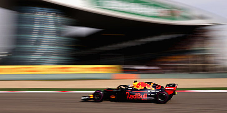 Schnell unterwegs: Red-Bull-Pilot Daniel Ricciardo. 