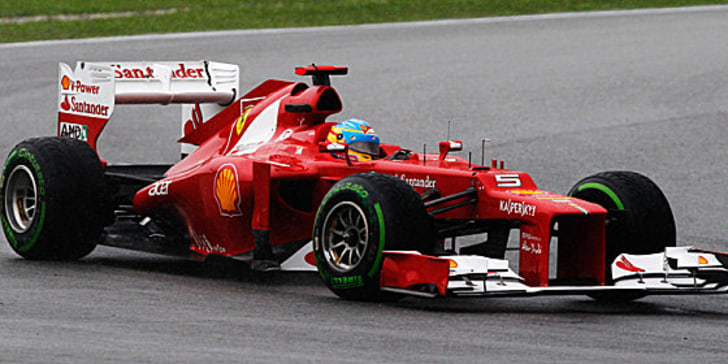 König von Malaysia: Ferrari-Pilot Fernando Alonso siegte in Sepang. 